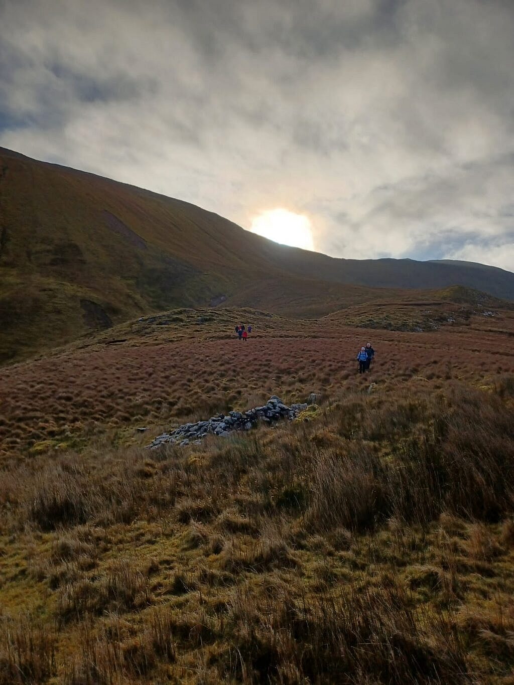 Beautiful landscape view on hillwalking route Annascaul Lake / Coumduff Circuit
