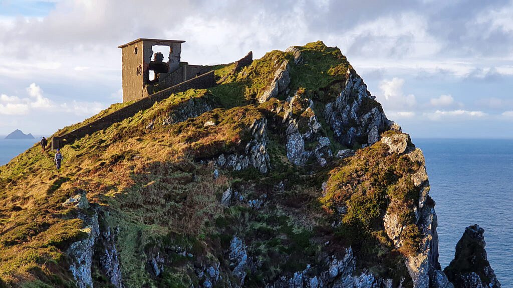 Beautiful landscape view on hillwalking route An Triúr Deirféar (The Three Sisters)