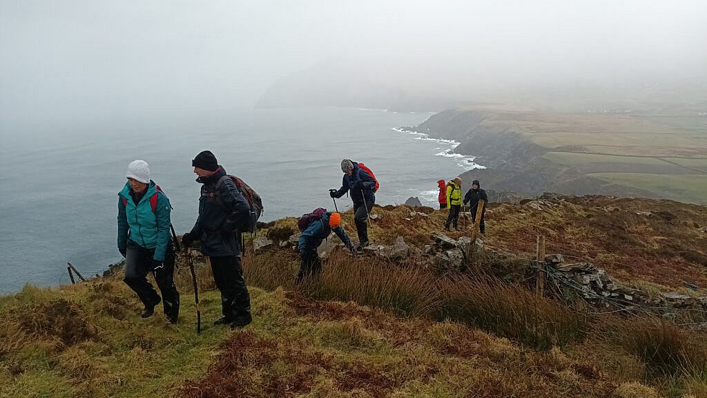 Beautiful landscape view on hillwalking route Cuas/Brandon Creek - Túr Baile Dháith - Ballydavid Cliff Walk Return