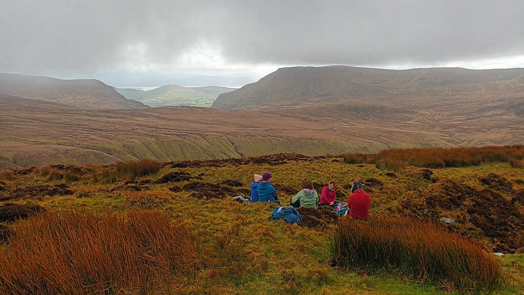 Beautiful landscape view on hillwalking route Macha na Bó - Binn an Túir