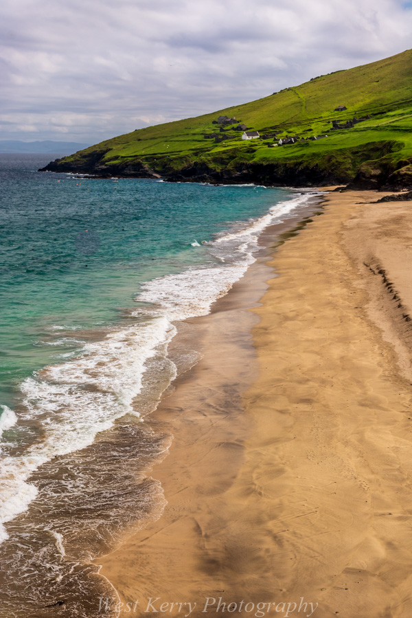 Beautiful landscape view on hillwalking route An Blascaod Mór, The Great Blasket Island (Nósfaidh an Aimsir - Weather Dependent)
