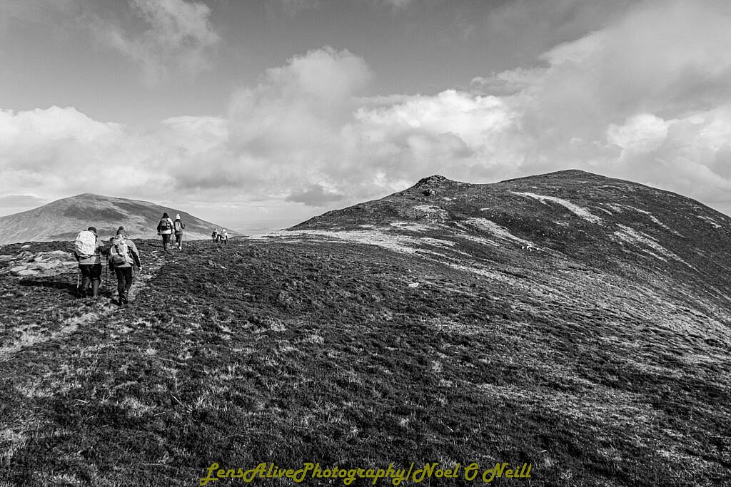 Beautiful landscape view on hillwalking route Cruach Scéirde - An Cnapán Mór - Cnoc na Bánóige - Bearna na Gaoithe