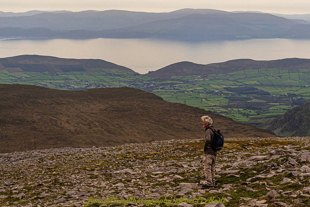 Beautiful landscape view on hillwalking route Glanteenassig - Stradbally Mountain - Beenoskee