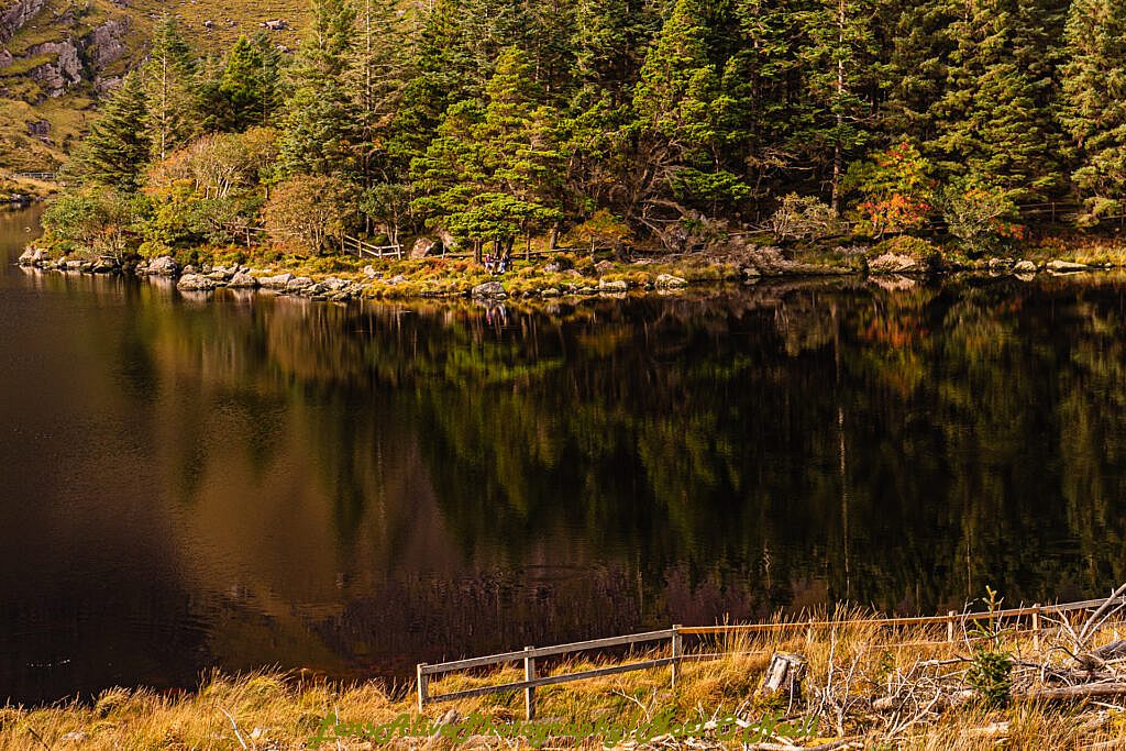 Beautiful landscape view on hillwalking route Glanteenassig - Stradbally Mountain - Beenoskee