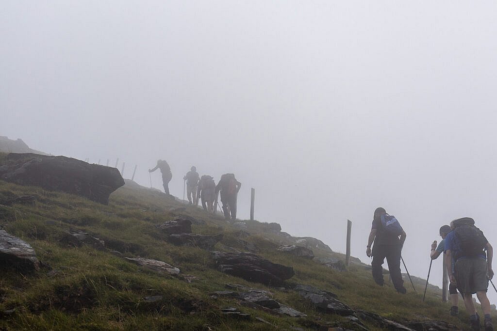 Beautiful landscape view on hillwalking route Baile na hAbha to Baile Breac via An Galán & Mount Brandon (Linear Walk)