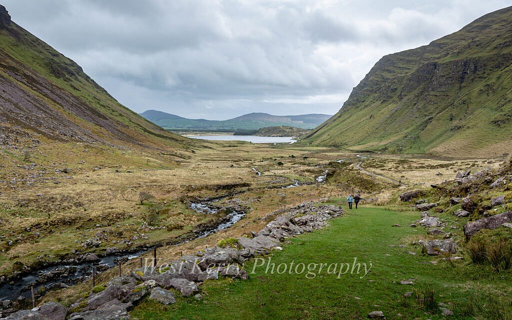 Beautiful landscape view on hillwalking route Gleann na hUamha -Macha na Bó - Annascaul Village