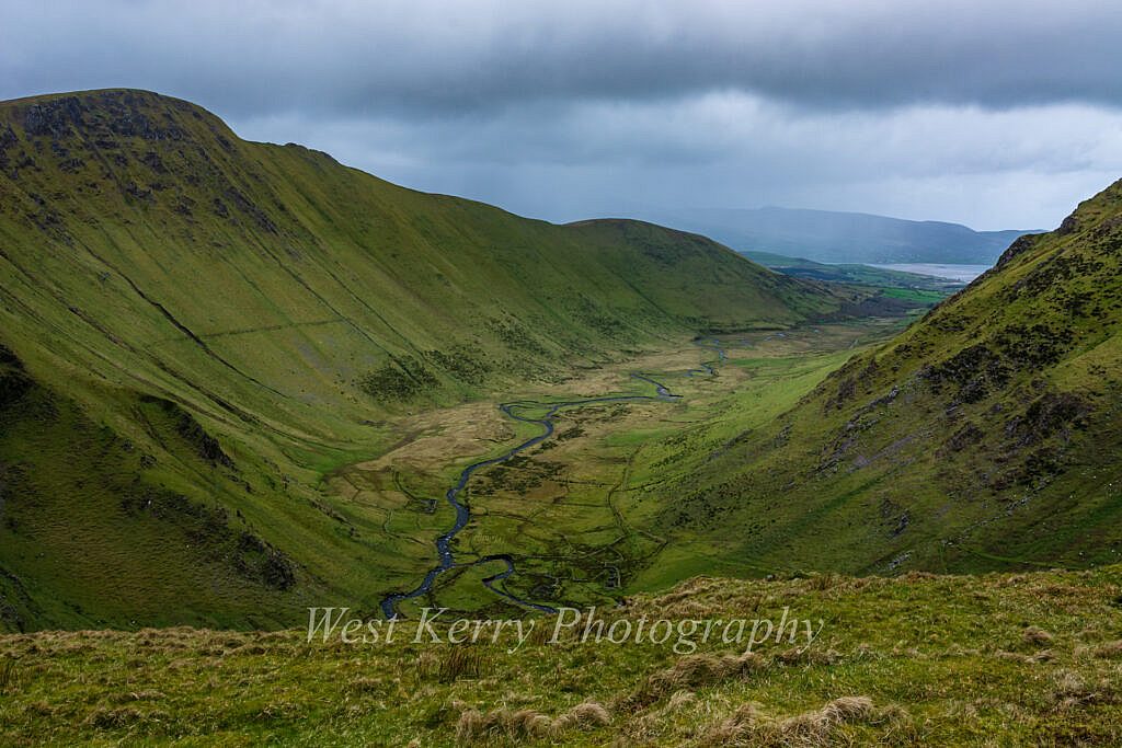 Beautiful landscape view on hillwalking route Gleann na hUamha -Macha na Bó - Annascaul Village