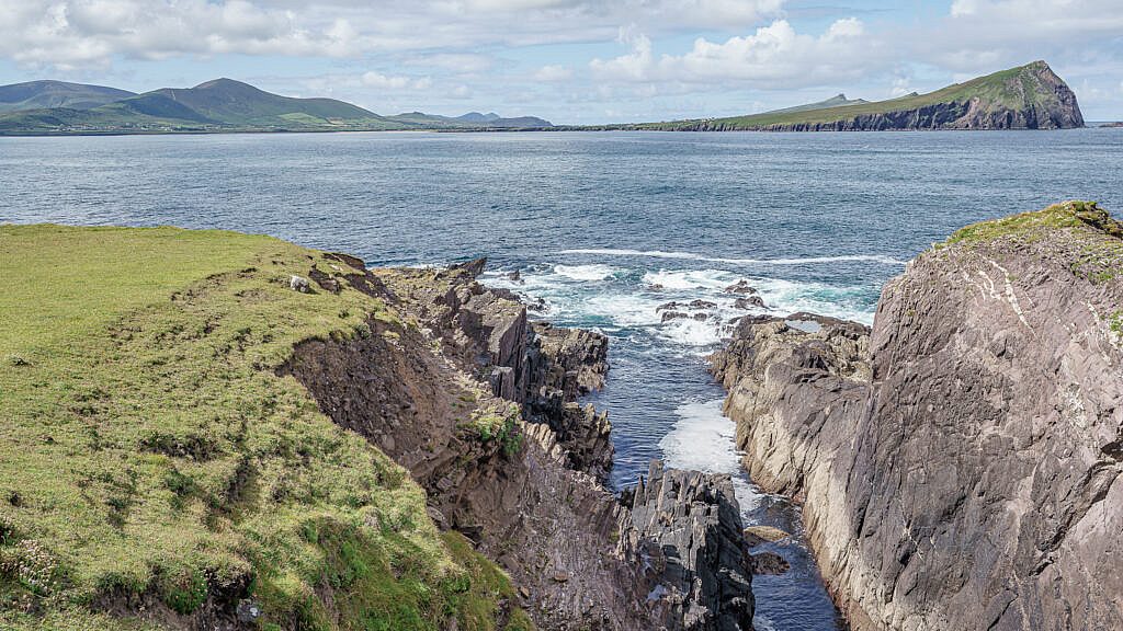Beautiful landscape view on hillwalking route Ballydavid Head Loop