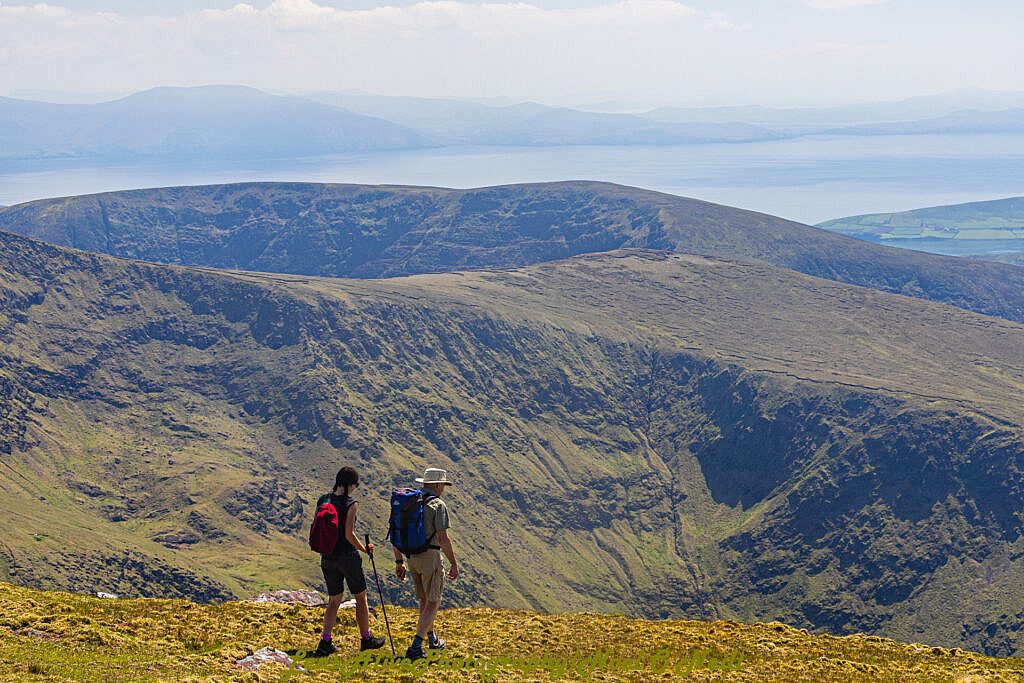 Beautiful landscape view on hillwalking route Baile an Lochaigh - Cruach Bhréanainn