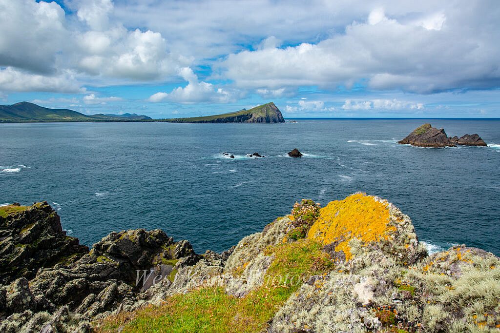 Beautiful landscape view on hillwalking route Ballydavid Head Loop