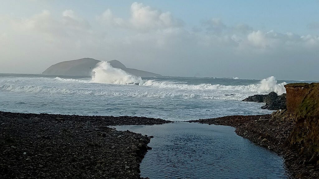 Beautiful landscape view on hillwalking route Dún Chaoin Loop & Cruach Mharthain