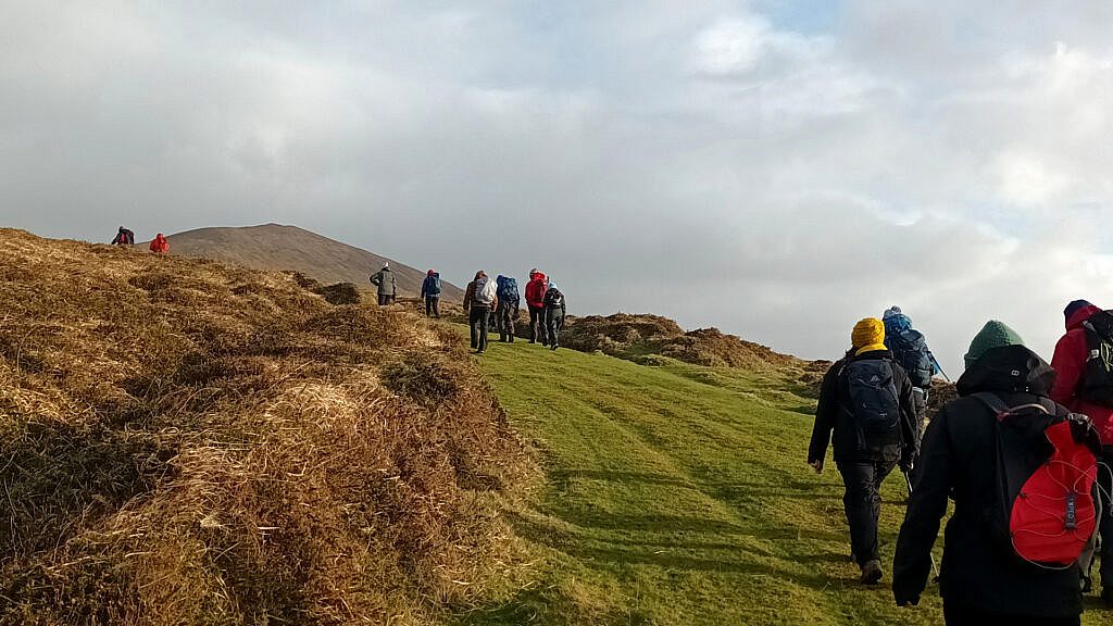 Beautiful landscape view on hillwalking route Dún Chaoin Loop & Cruach Mharthain
