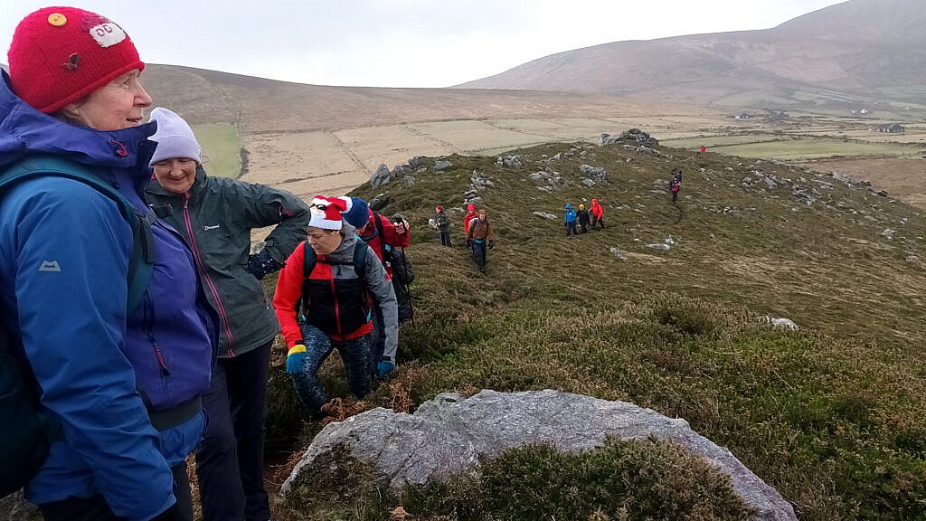 Beautiful landscape view on hillwalking route Dún Chaoin Loop & Cruach Mharthain